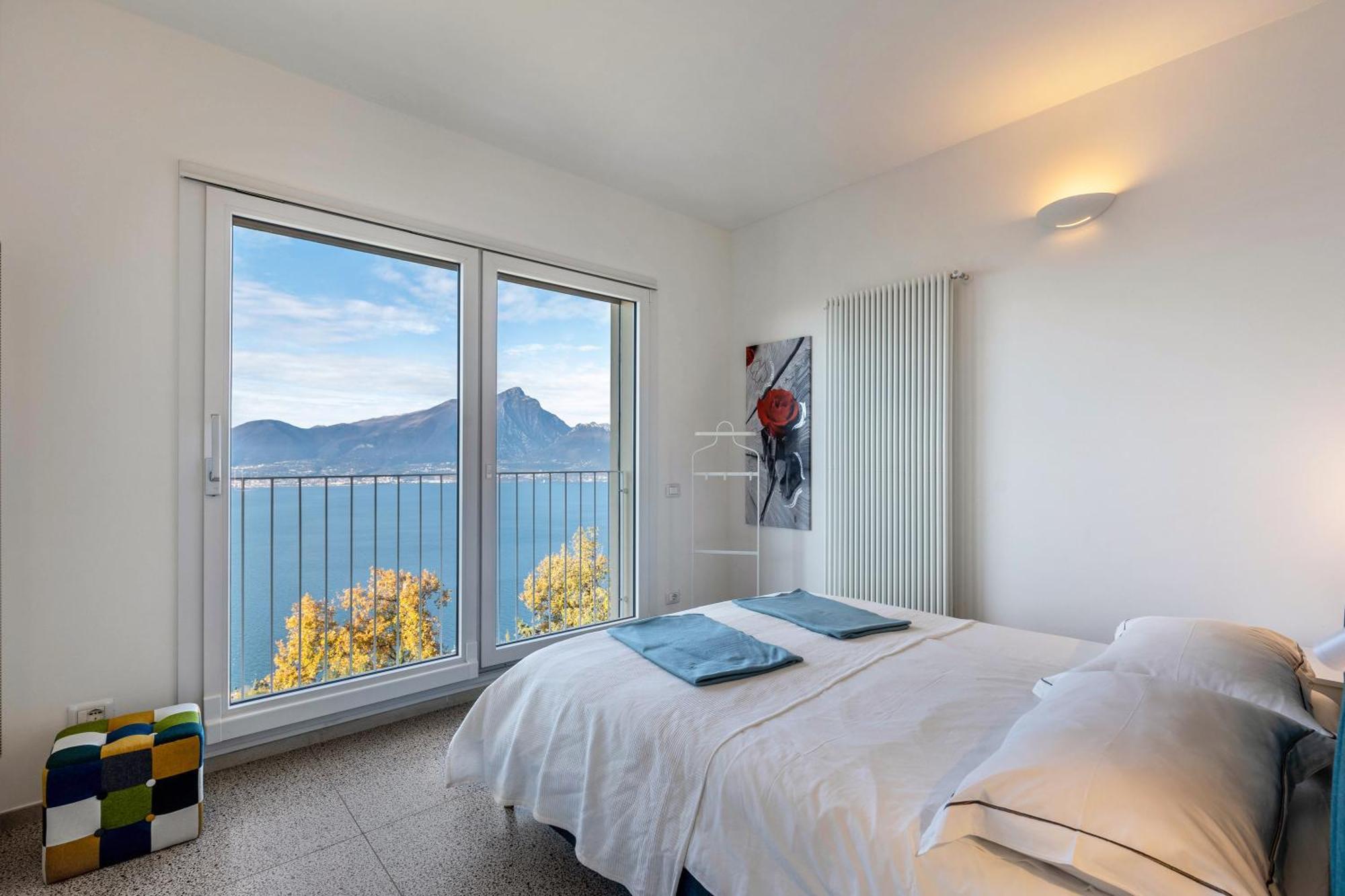 Casa Serena Lake View ตอร์รีเดลเบนาโก ภายนอก รูปภาพ